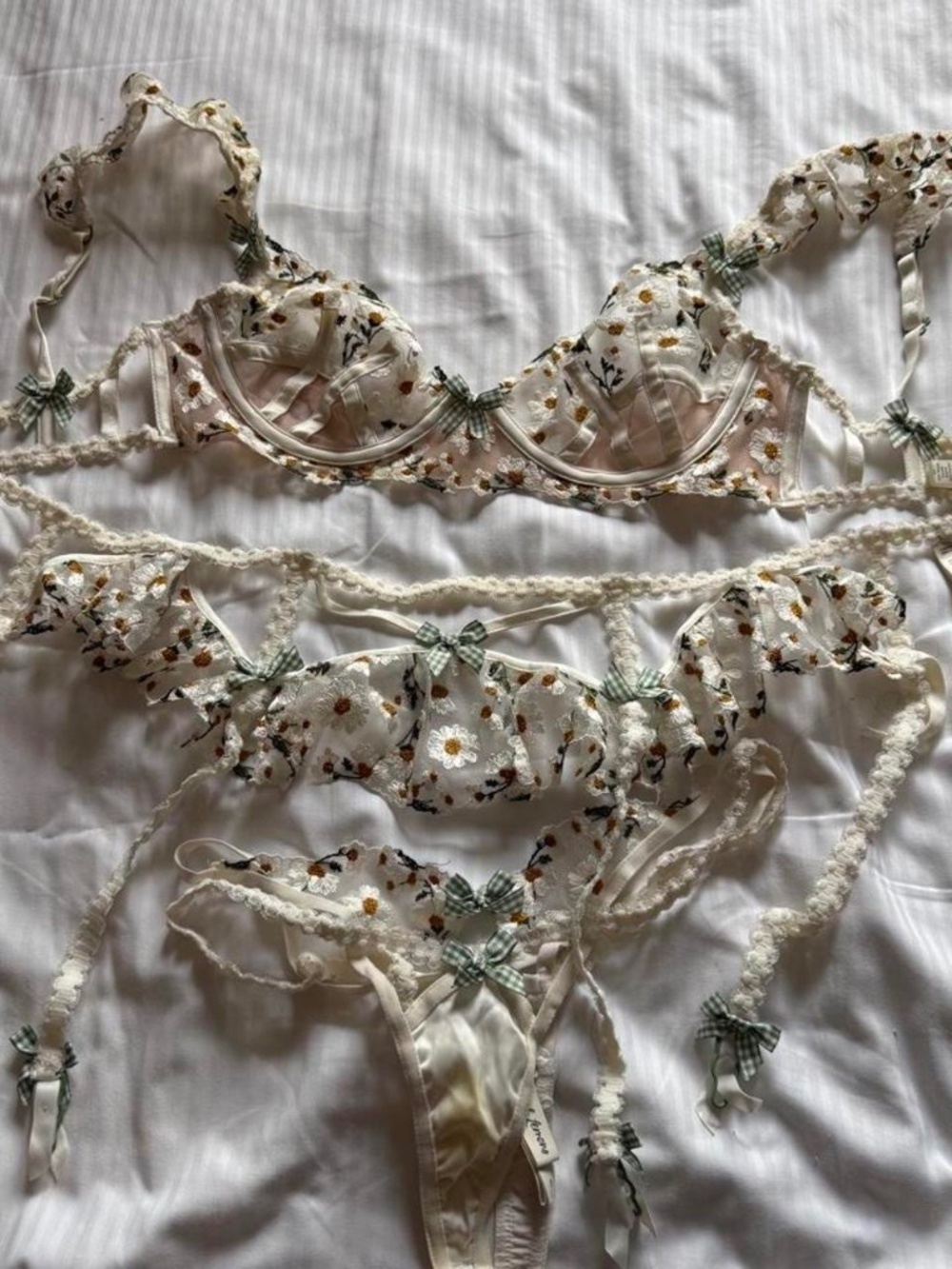 For Love & Lemons Daisy Embroidered Lingerie Set — Small  Cream/ivory